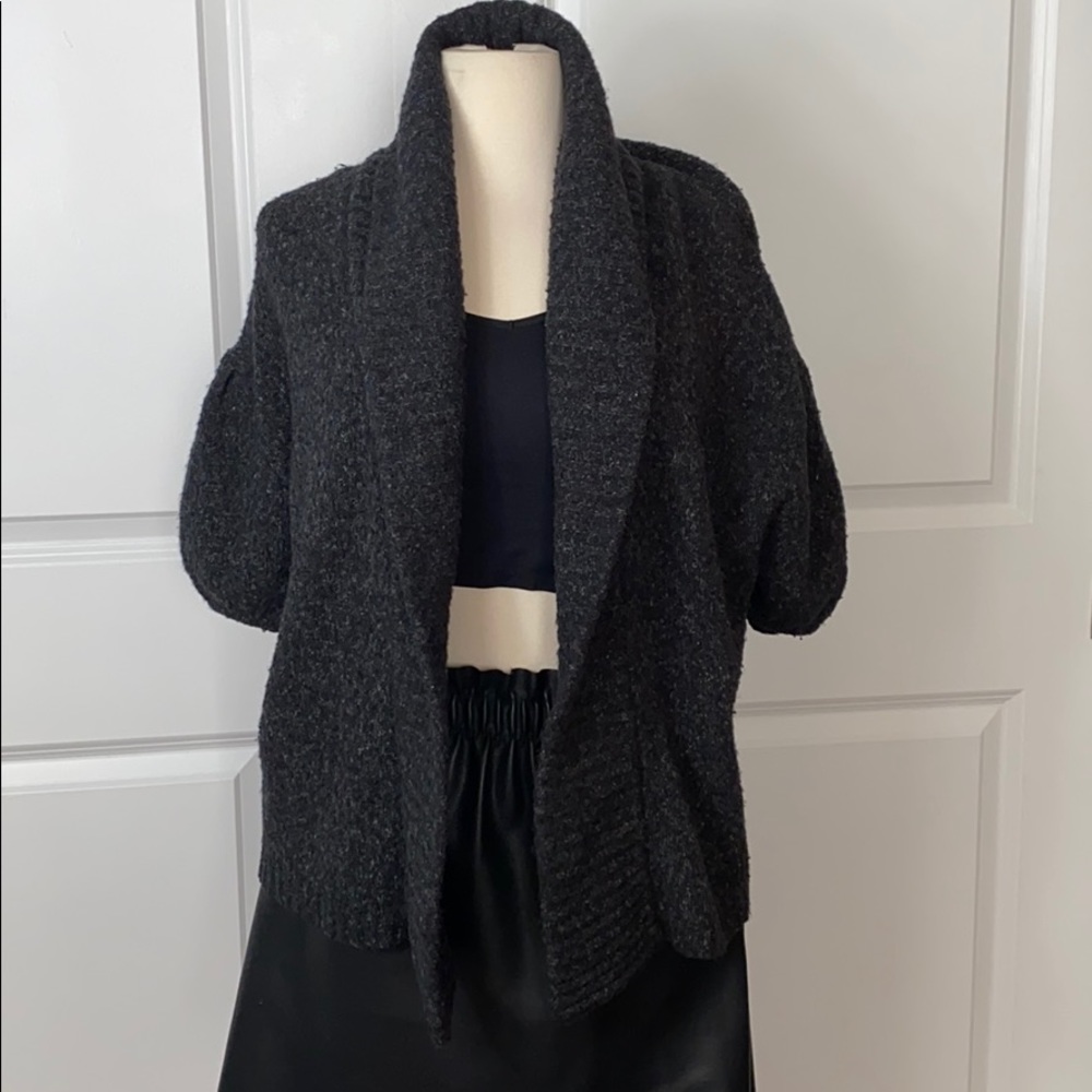 BCBGMAXAZRIA cardigan Shrug cape short sleeve